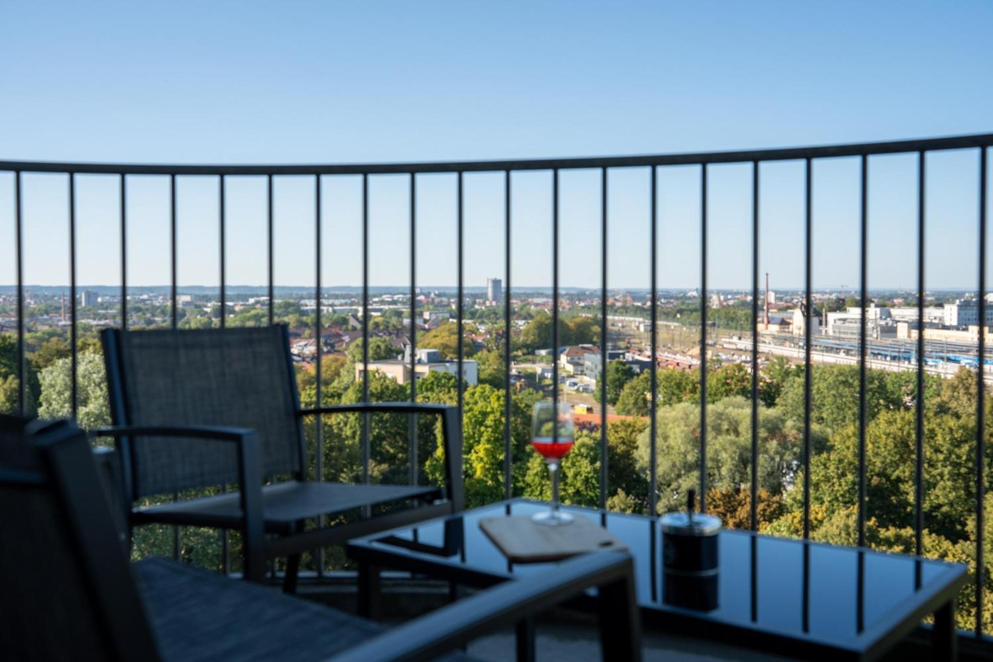 Helles Apartment Mit Tollem Blick Ueber Augsburg Exterior photo